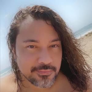 Meet your Posher, Miles